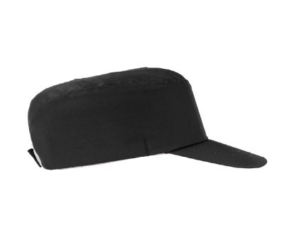 Черная каскетка